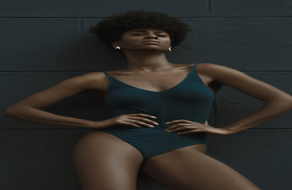 Waarom zie ik mijzelf anders op foto’s dan in de spiegel