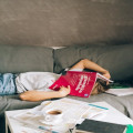 Is het nou gebeurd of gebeurt? We leggen het verschil duidelijk uit